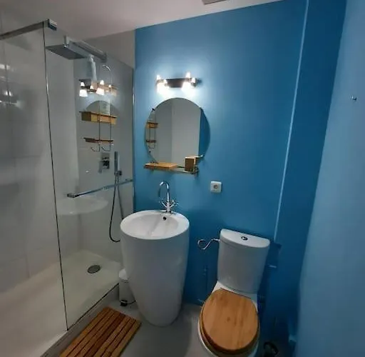 Terrasse, Quartier Tres Prise *